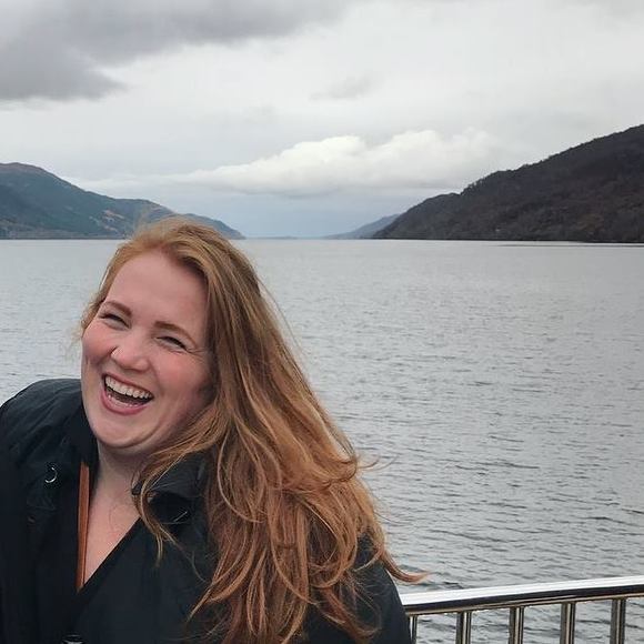 Meet your Posher, Holly - Picture 1 of 1